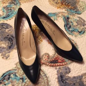 Caressa Navy Blue 9N Pumps